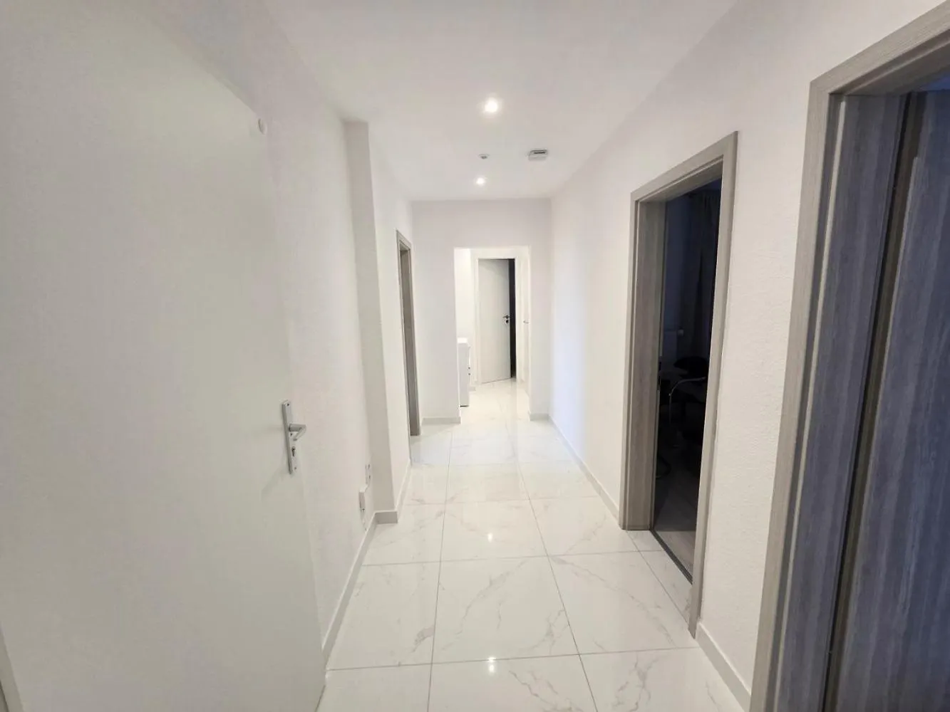 Work & Relax Apartments Garbsen Germany
